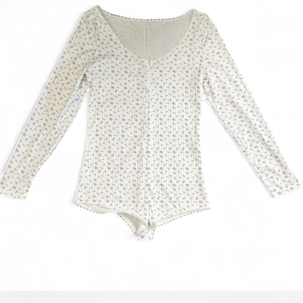 Coquette white Floral Long Sleeve Bodysuit